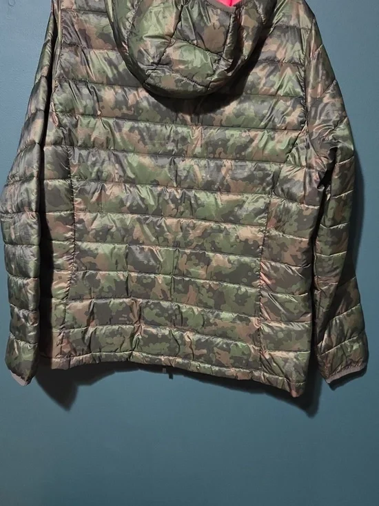 Amazon Essentials Camo Packable Puffer Hooded Jacket XXL - Picture 3 of 4